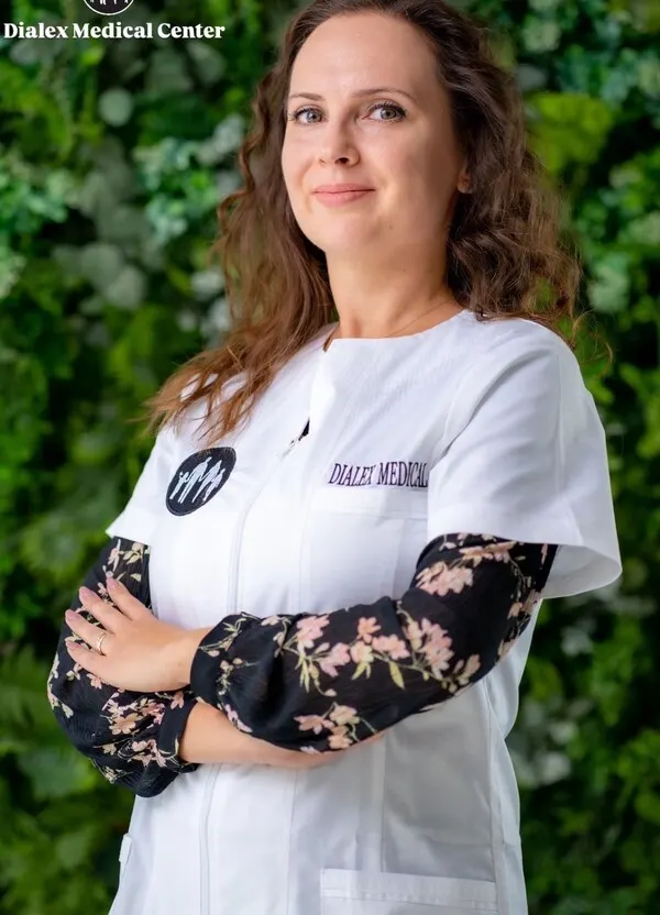 Dr. Alina Costea